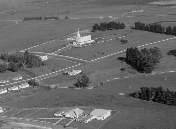 Hamilton's Mormon temple from the air, 1963