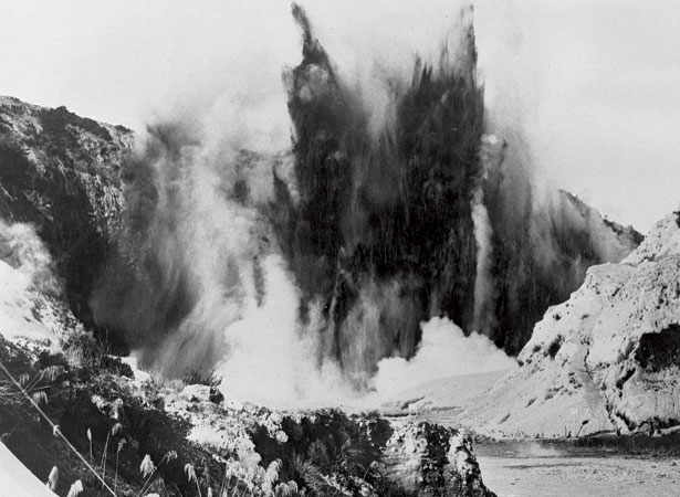 Waimangu geyser, c. 1903-04