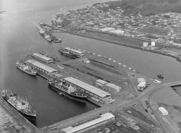 Bluff Harbour, 1962