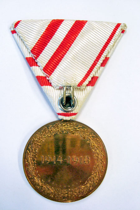 Reverse side of the medal