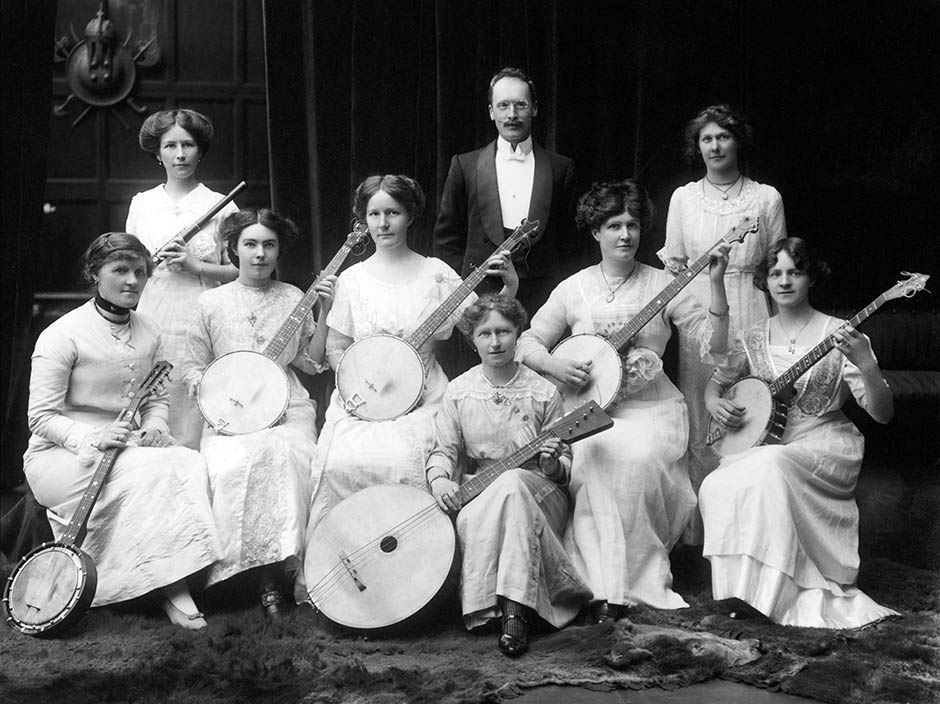 Women's banjo band