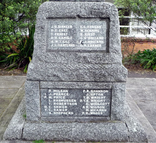 Remuera memorial (detail)