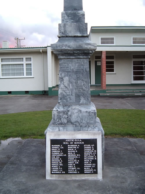 Pongaroa memorial