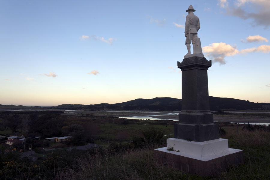 Tikitiki war memorial | NZHistory, New Zealand history online