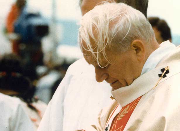 Pope John Paul II at Athletic Park, Wellington