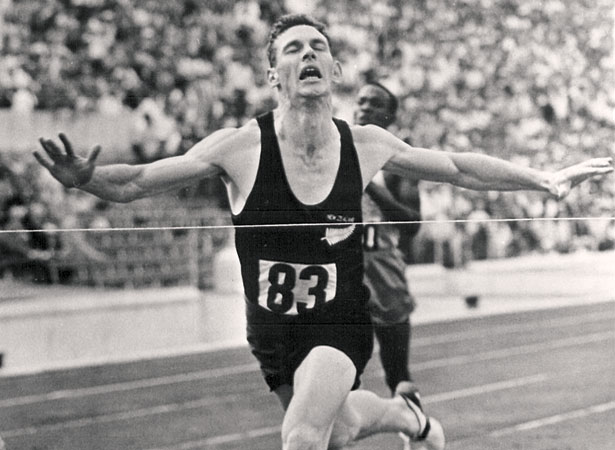 Peter Snell wins the 800 m at the Rome Olympics, 1960