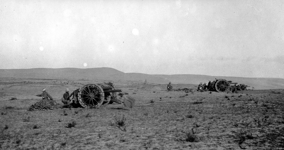 British artillery firing at Rafa
