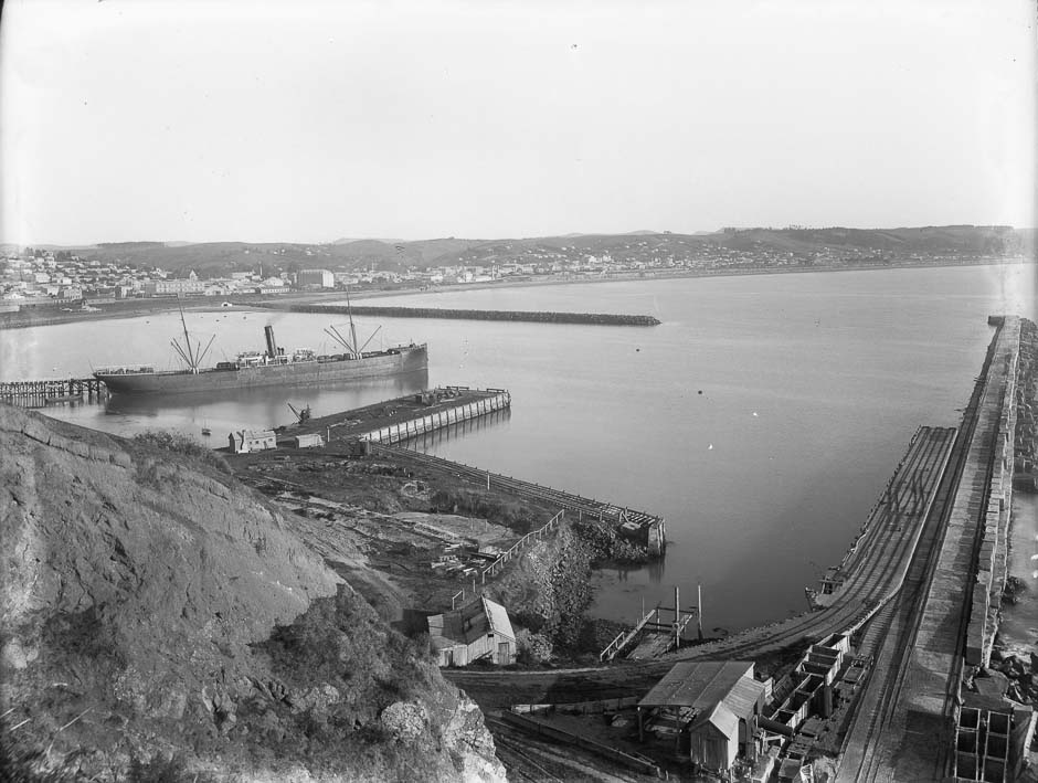  Oamaru Harbour, 1900