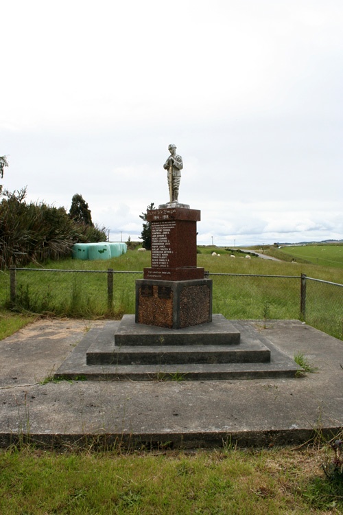 Dunrobin Edievale war memorial