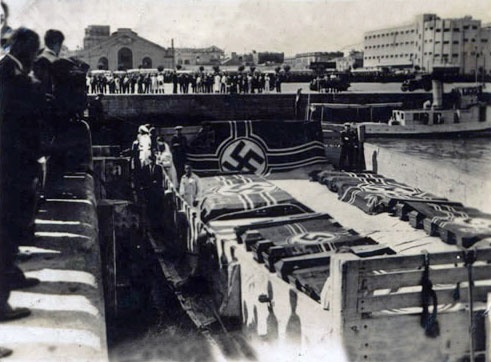 Coffins from the <em>Graf Spee</em>