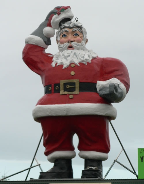 Levin Santa