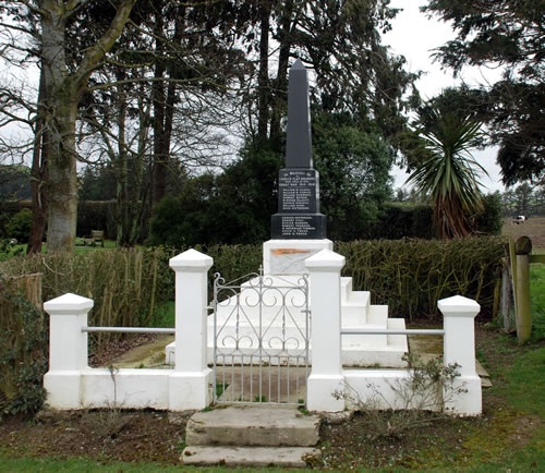 Lovells Flat war memorial