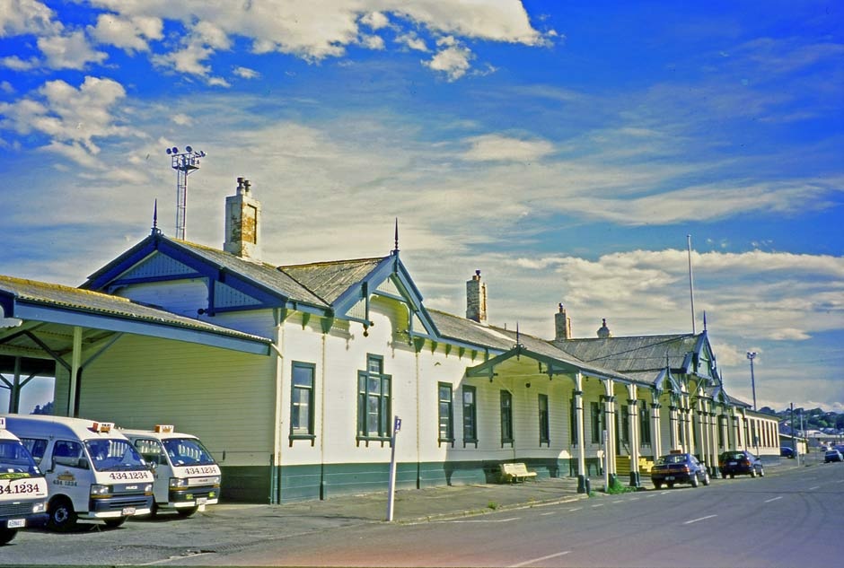 Oamaru railway station