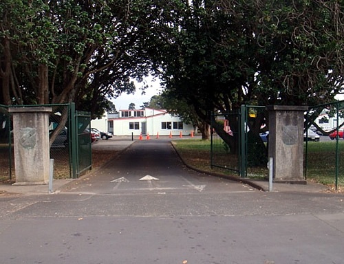 Otahuhu school memorial gates