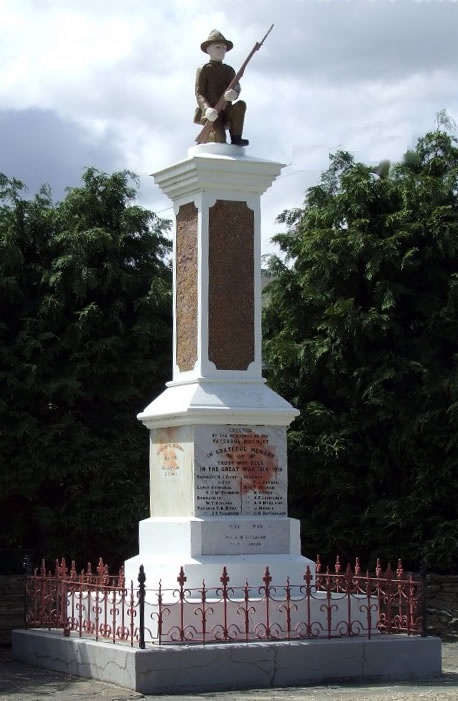 Pātearoa memorial