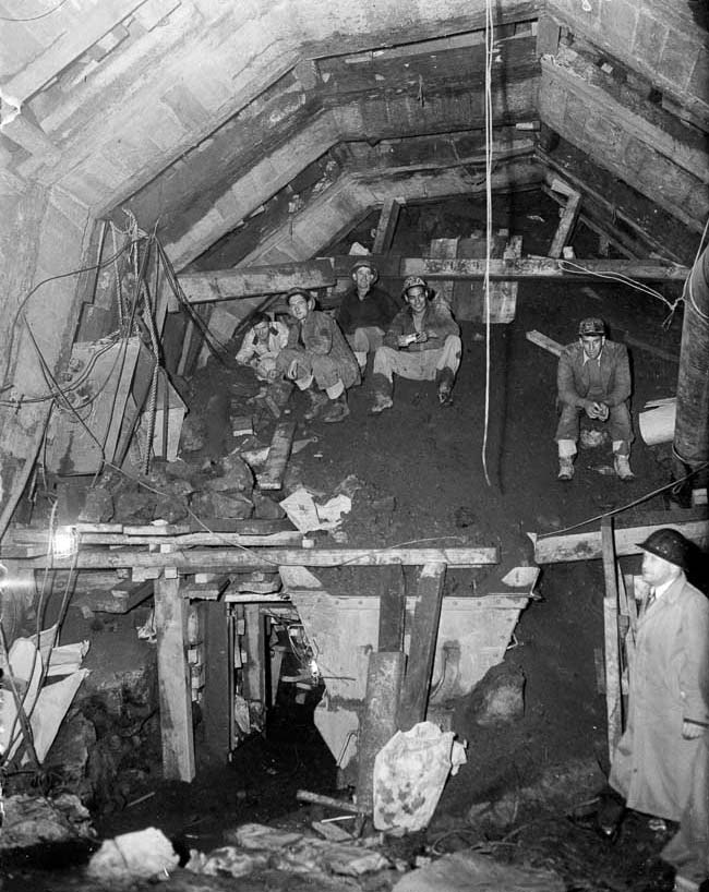 Remutaka tunnel collapse, 1952