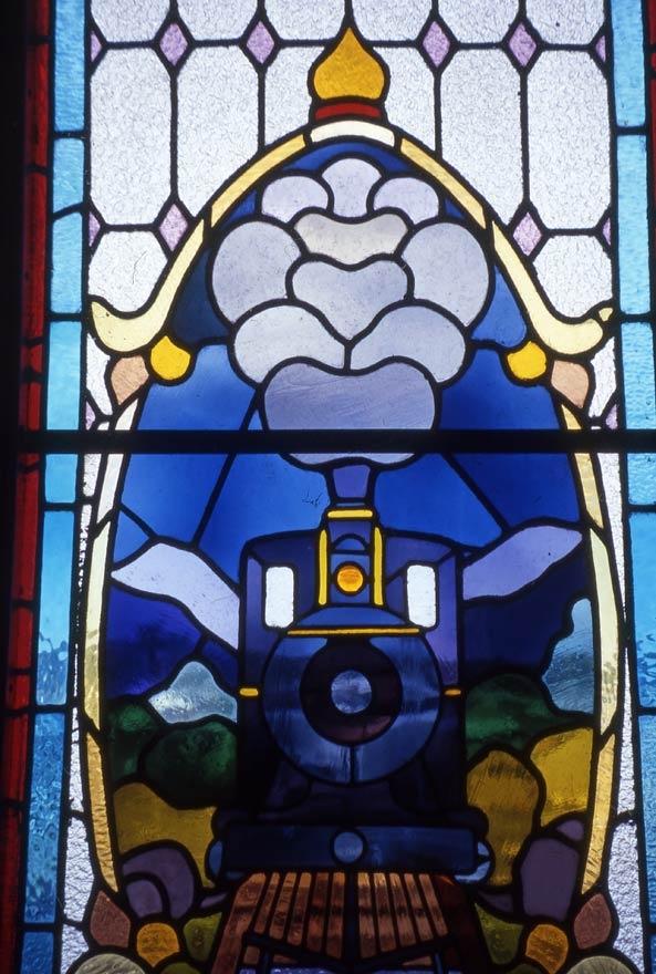 Stained glass, Dunedin station