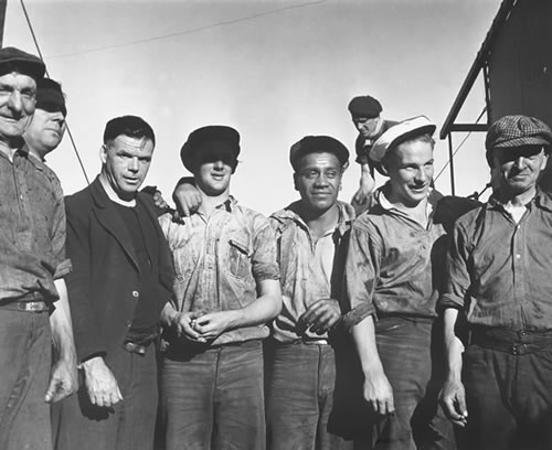 Seamen on the <em>Kaiwarra</em>, 1940
