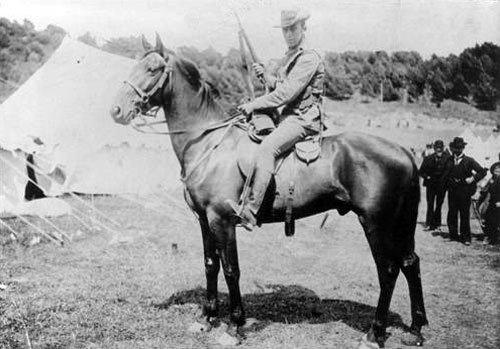 Trooper Walter Stackwood on his horse, 1899