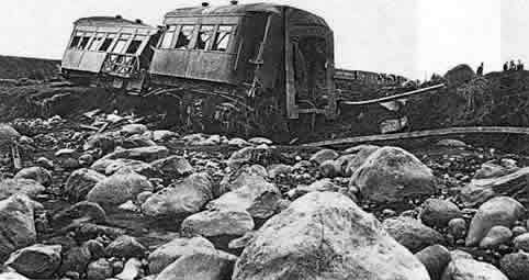 Wreckage of carriage at Tangiwai