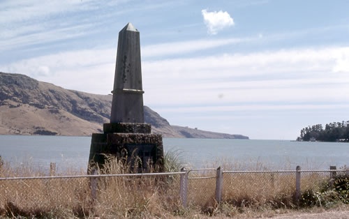 Pigeon Bay war memorial 