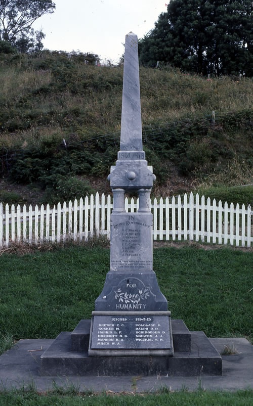 Collingwood war memorials