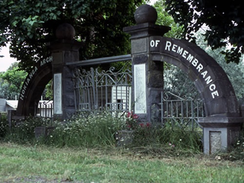 Hokianga Arch of Remembrance, Kohukohu