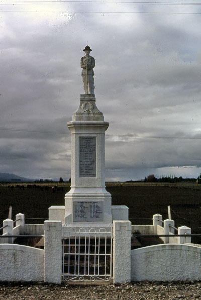 Brydone war memorial 