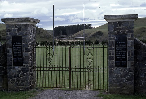 Waitotara memorial gates