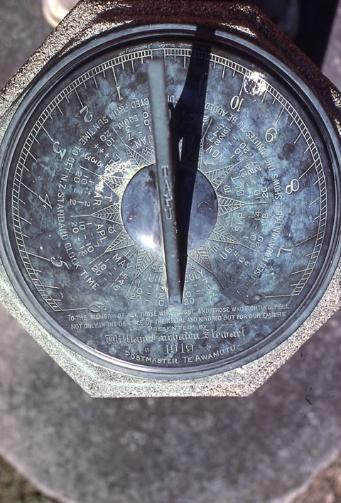 Te Awamutu First World War memorial sundial 