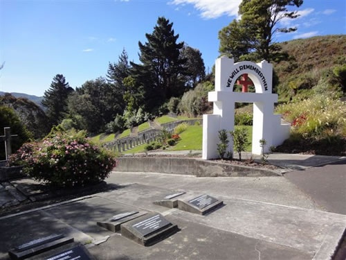 Taitā Cemetery memorial