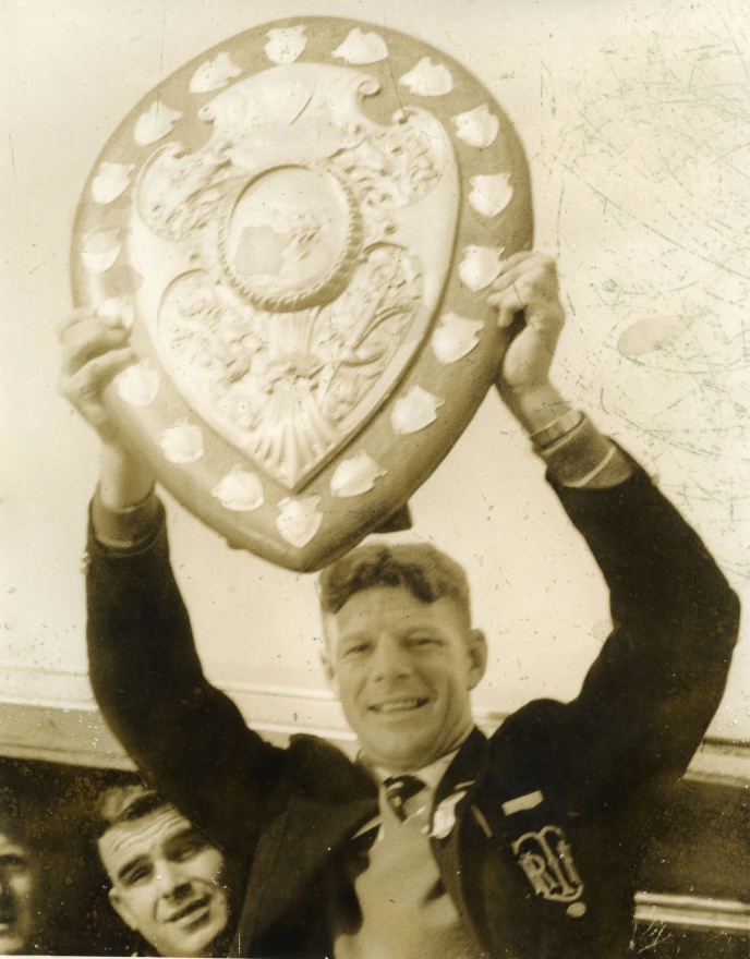 Taranaki wins the Ranfurly Shield, 1957