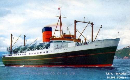Postcard of the ferry <em>Maori</em>