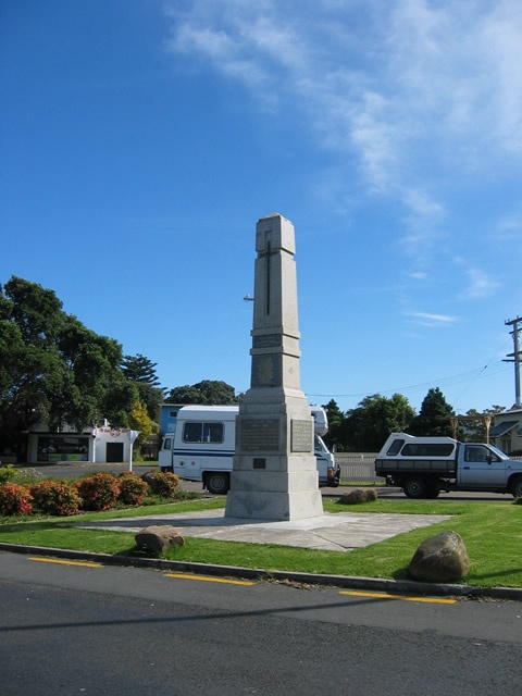 Raglan War memorial