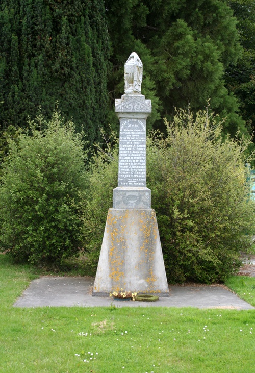 Waikaka Valley war memorial