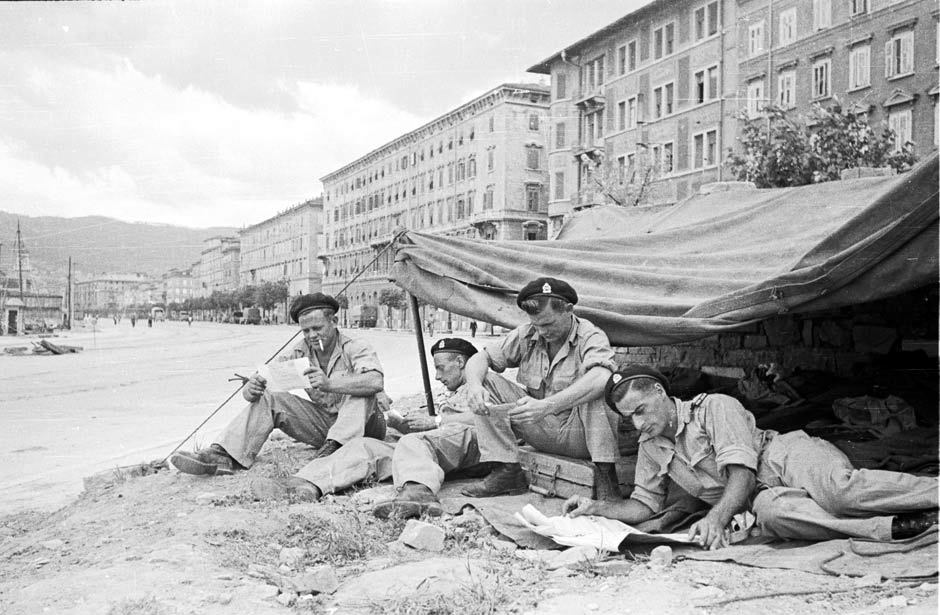 New Zealand soldiers at Trieste, 1945