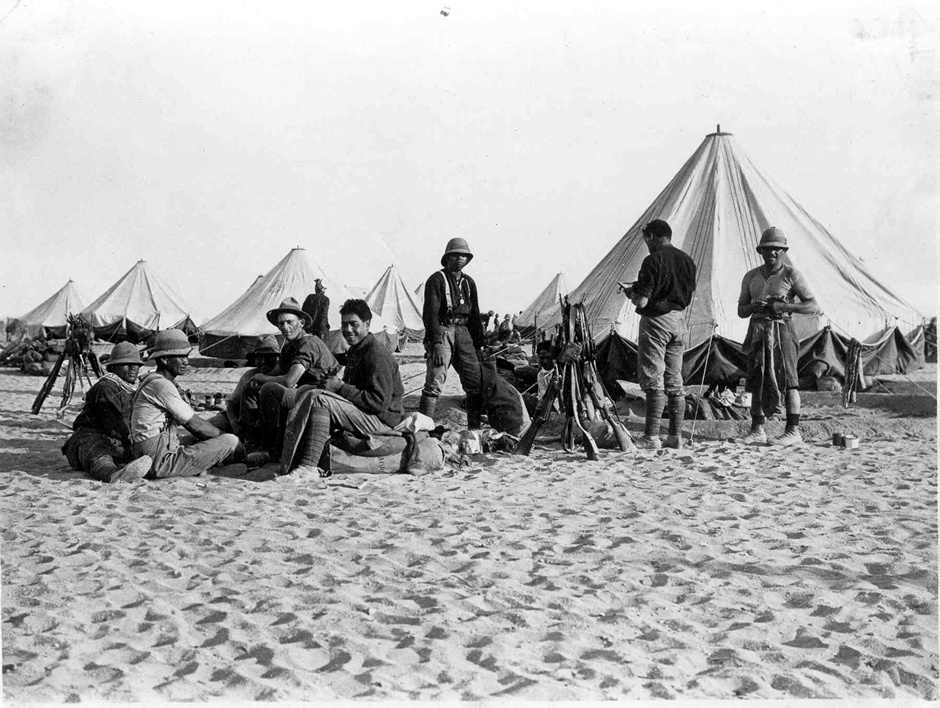 Māori soldiers in Egypt