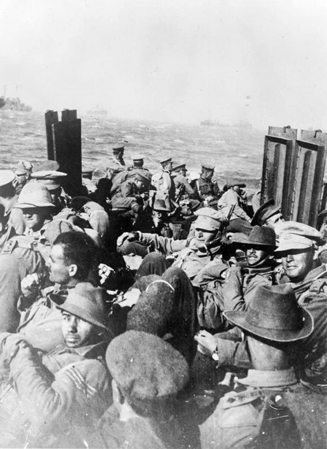Anzac troops returning to Gallipoli