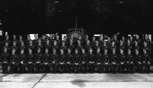 NZ pilots graduating from the Empire Air Training Scheme