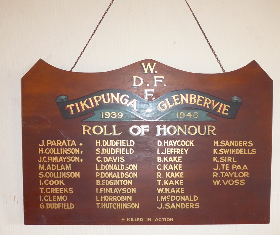Tikipunga-Glenbervie roll of honour board