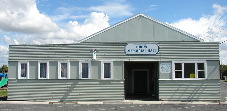 Tūrua Memorial Hall