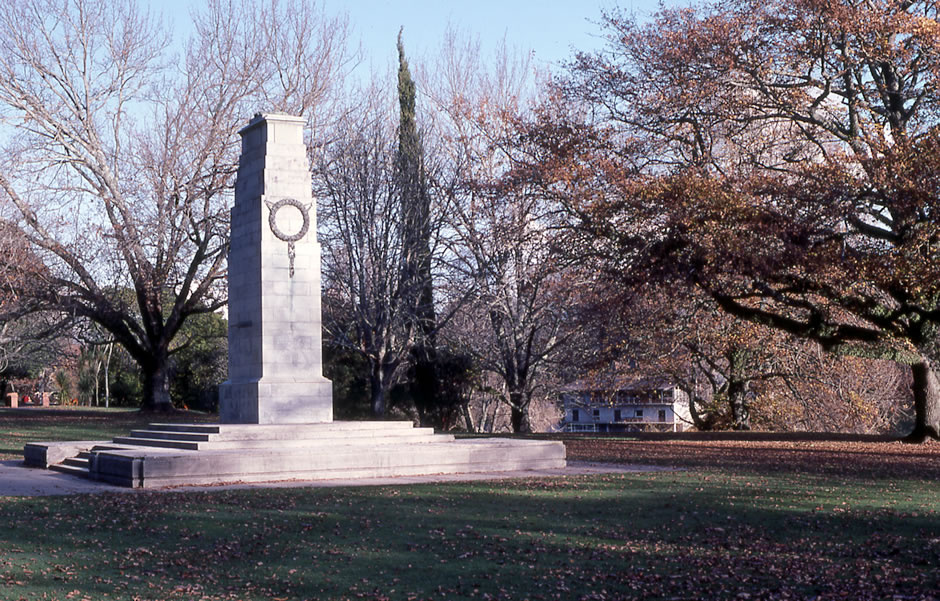 Hamilton War Memorial Park