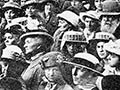 Dunedin recruiting crowd, 1916