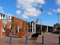 New Lynn Memorial Library and Square