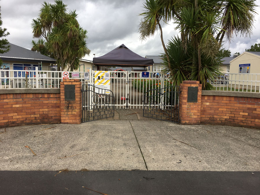 Frankton School memorial