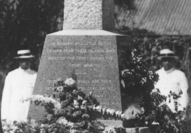 Unveiling of soldiers' memorial, Avarua