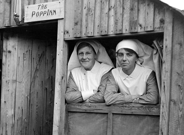 Nurses at the New Zealand Stationary Hospital at Wisques, France