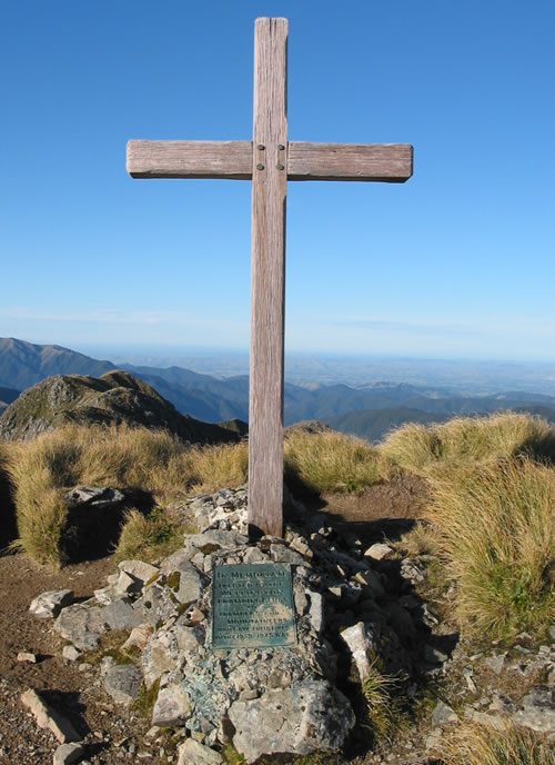 Mt Hector war memorial
