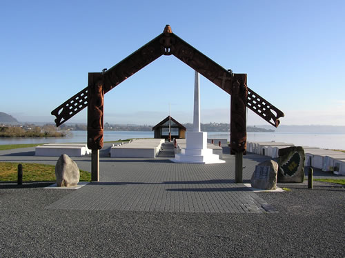 Ōhinemutu war memorial