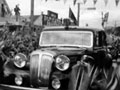 Royal car welcomed by crowds